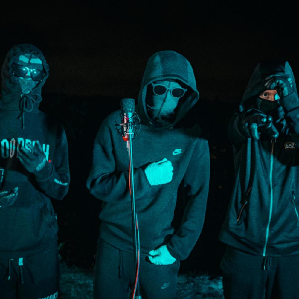Walk Wid A Limp (feat. Gh0st & Unknown R) (Explicit)