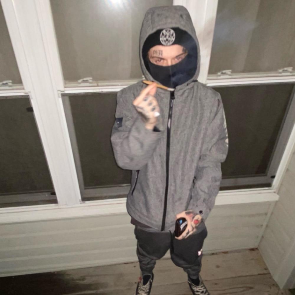 Zombie Land (feat. Bby Sauce) (Explicit)