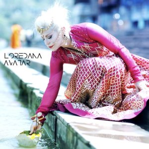 ดาวน์โหลดและฟังเพลง Avatar พร้อมเนื้อเพลงจาก Loredana