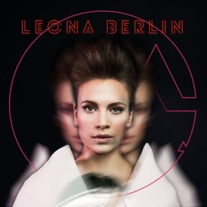 ดาวน์โหลดและฟังเพลง Snow Crystal พร้อมเนื้อเพลงจาก Leona Berlin