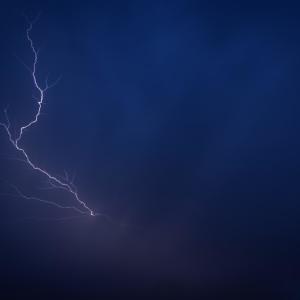 ดาวน์โหลดและฟังเพลง 3 Some พร้อมเนื้อเพลงจาก Cheeky