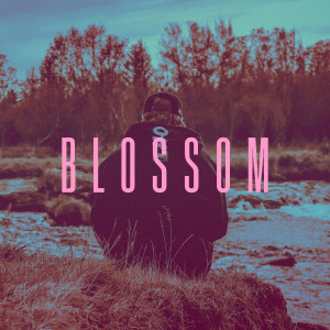 收聽Blossom的I Lie To Myself歌詞歌曲