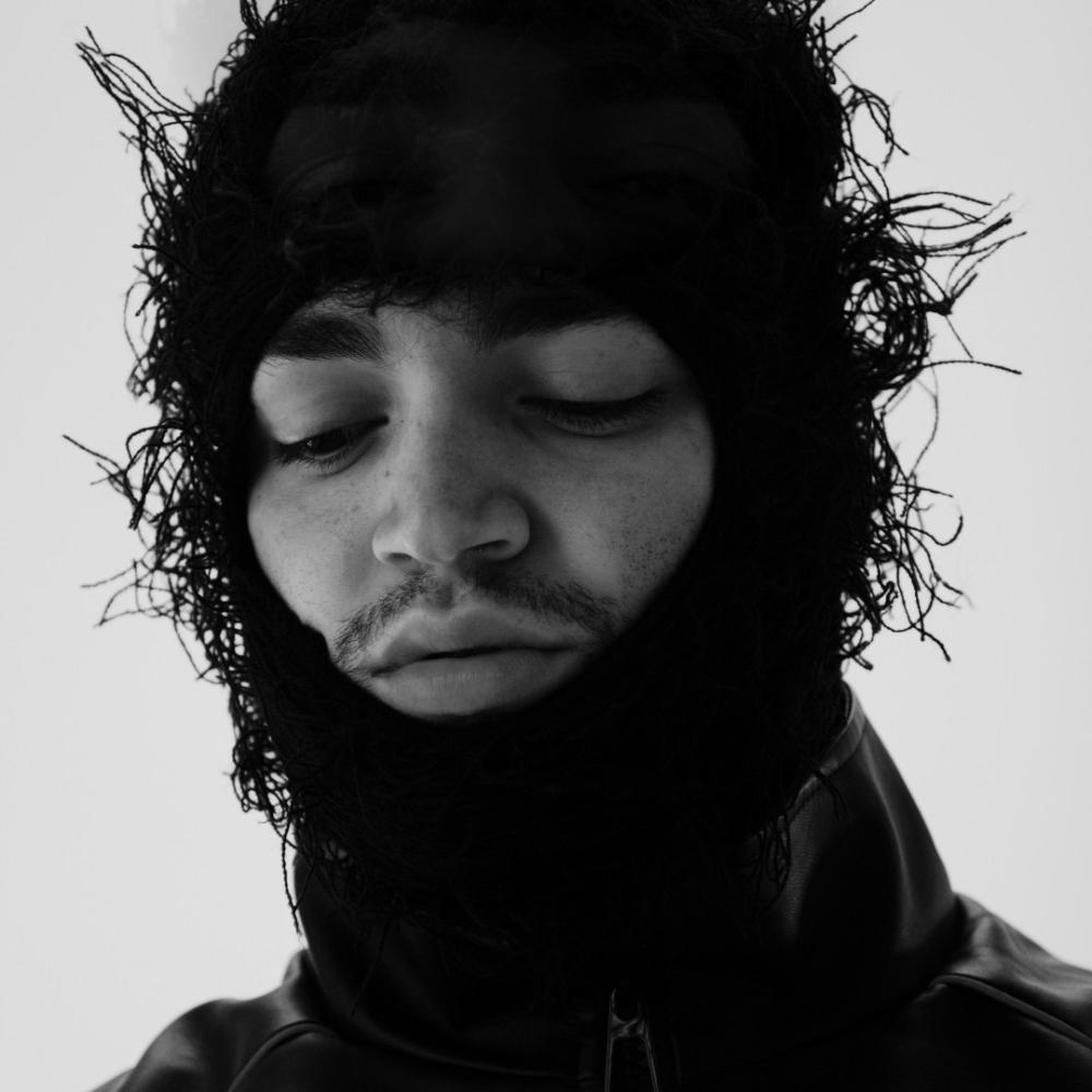 QUIERO SER SOLO (Explicit)