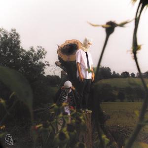 收聽Xima的RUN (feat. Saint-louis & Loubna) (Explicit)歌詞歌曲
