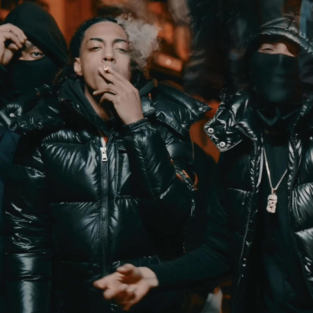 SANTA GLOCK (feat. LEEXITO SEV) (Explicit)