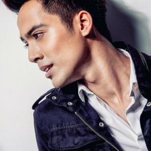 Best Aliff Aziz Songs Mp3 Download 2021 Aliff Aziz New Albums List Joox