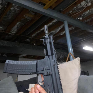 35Rb的專輯gleee (feat. Glizz) [Explicit]