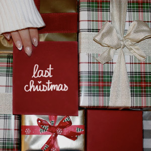 Dengarkan lagu Last Christmas nyanyian Heather Johnson dengan lirik