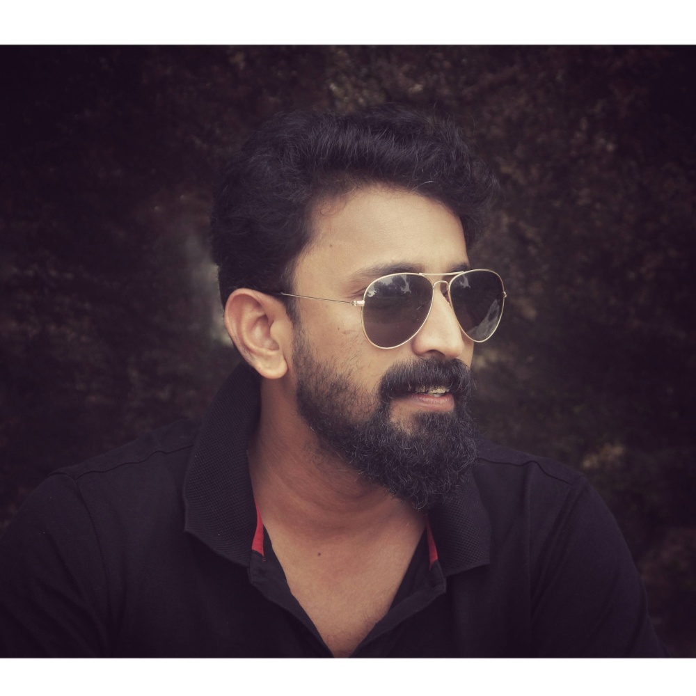 PADATHOREE EENANGAL