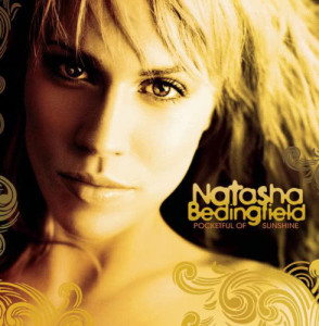 ดาวน์โหลดและฟังเพลง Backyard พร้อมเนื้อเพลงจาก Natasha Bedingfield