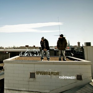 收聽VP Vuori的Yks Liikaa歌詞歌曲