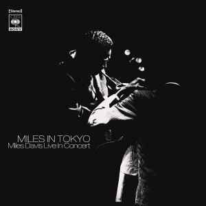 收聽Miles Davis的Go-Go (Theme and Announcement) (Live)歌詞歌曲