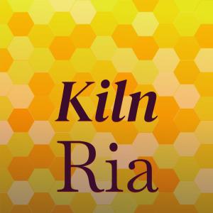 Dengarkan Selena Ist lagu dari Kenn Mely dengan lirik