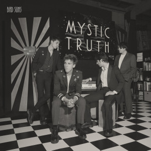 ดาวน์โหลดและฟังเพลง One Magic Moment พร้อมเนื้อเพลงจาก Bad Suns