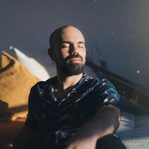 default playlist img