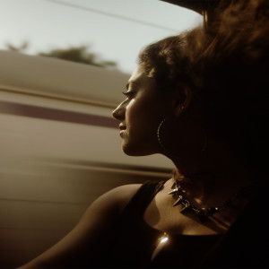 ดาวน์โหลดและฟังเพลง Tum Kahan พร้อมเนื้อเพลงจาก Twinkle Aggrwal