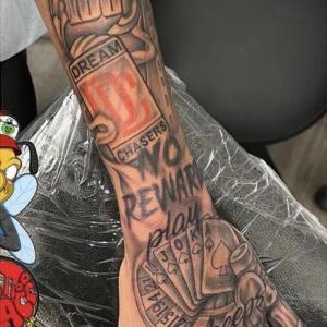 default playlist img