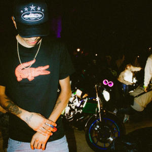 default playlist img