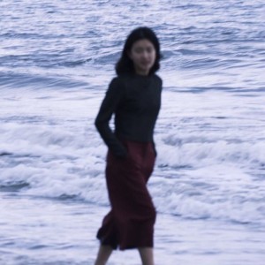 收聽梁紅的惜別的海岸歌詞歌曲
