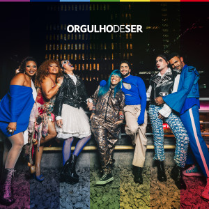 Listen to Flutua song with lyrics from Johnny Hooker
