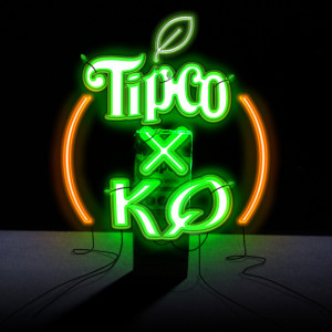 收听KQ的เหี้ยน歌词歌曲