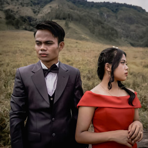 Dengarkan Songon Halilu lagu dari Osen Hutasoit dengan lirik