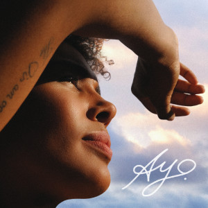 ดาวน์โหลดและฟังเพลง Fire พร้อมเนื้อเพลงจาก Ayo