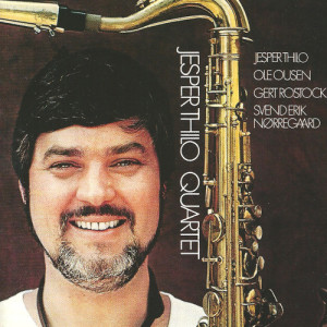 ดาวน์โหลดและฟังเพลง Secrets - Version Two พร้อมเนื้อเพลงจาก Jesper Thilo
