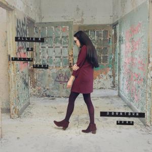 收聽Allie X的Downtown (2020)歌詞歌曲