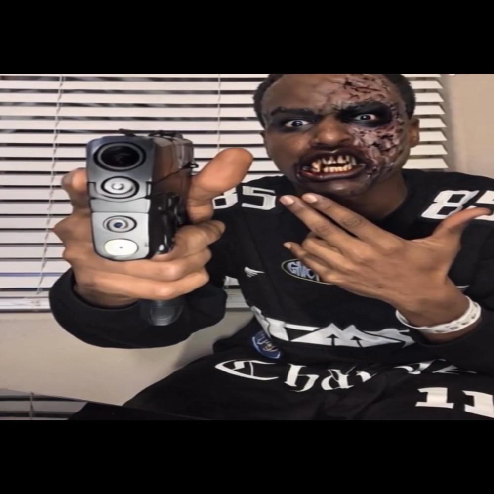 Free Sav (feat. Sav Gerv) (Explicit)