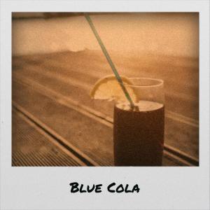 收听Maie Nicos的Blue Cola歌词歌曲
