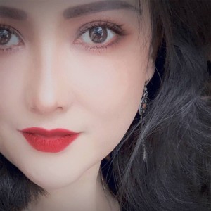 ZulpiYe-KuResh的專輯真愛
