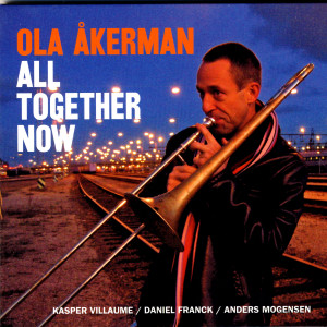 ดาวน์โหลดและฟังเพลง Hip Dance พร้อมเนื้อเพลงจาก Ola Akerman