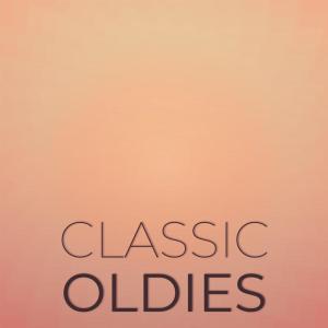 Dengarkan lagu Golden Claus nyanyian Arus Feer dengan lirik