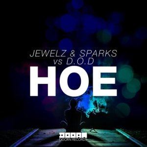 ดาวน์โหลดและฟังเพลง Hoe พร้อมเนื้อเพลงจาก Jewelz & Sparks