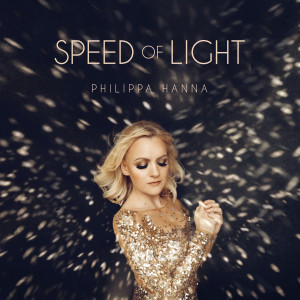 ดาวน์โหลดและฟังเพลง Perfectly พร้อมเนื้อเพลงจาก Philippa Hanna