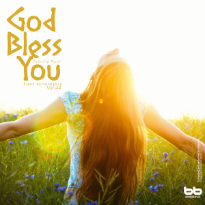 HolyCow的專輯God Bless You, Vol. 44 (Hymn Piano, Meditation Prayer, Dawn Prayer, Relaxation)