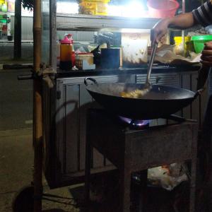 Listen to Street Food (Explicit) song with lyrics from Boodles