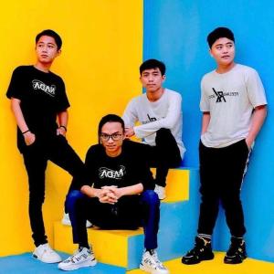 Dengarkan Tak Segampang Itu lagu dari SI KEMBAR dengan lirik