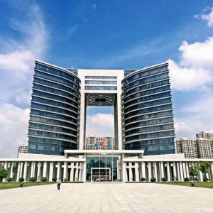 收聽葛峻熙的我們的六十年歌詞歌曲