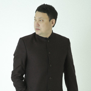 Dengarkan lagu Kazashka nyanyian Dj Miran dengan lirik