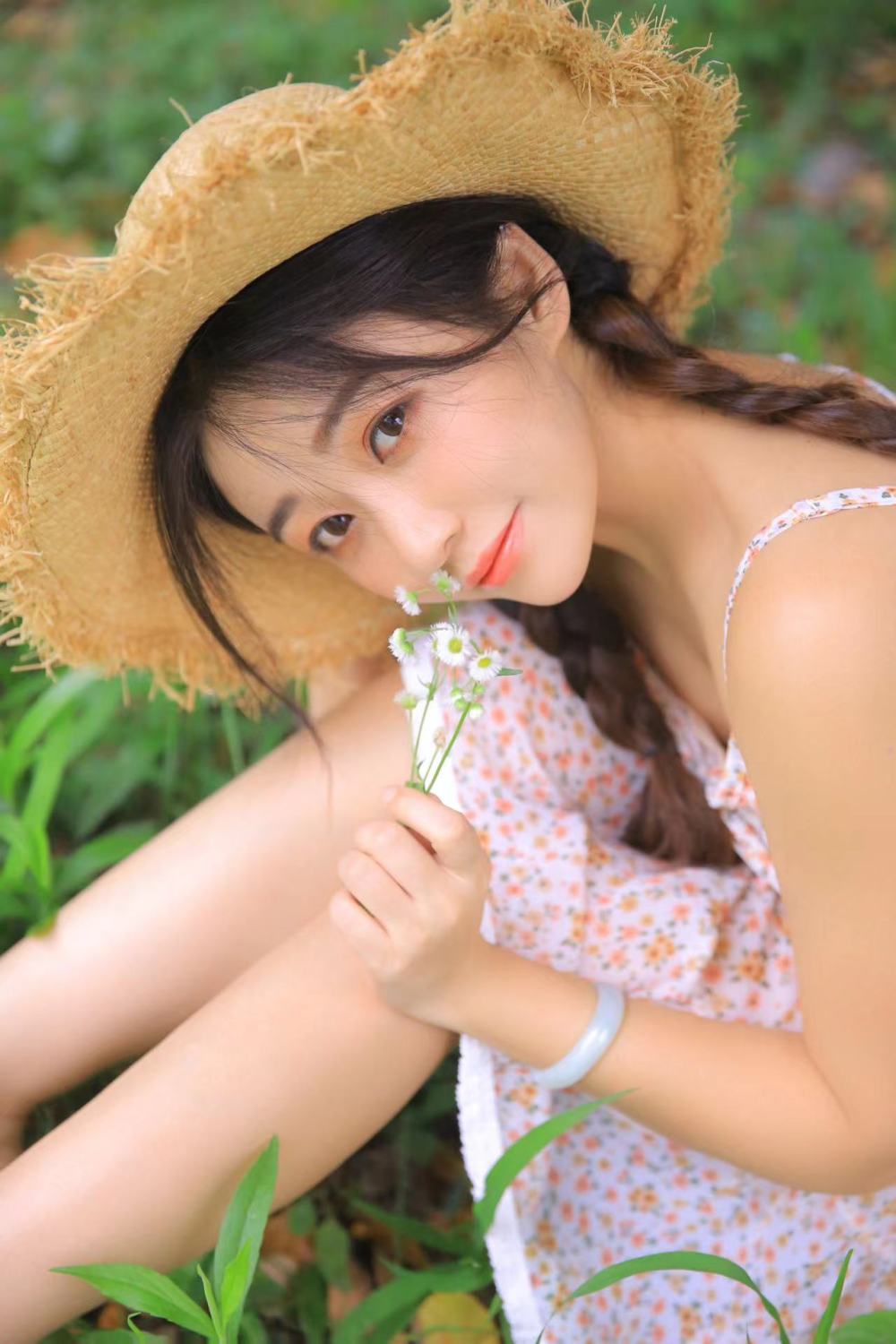袁 洁
