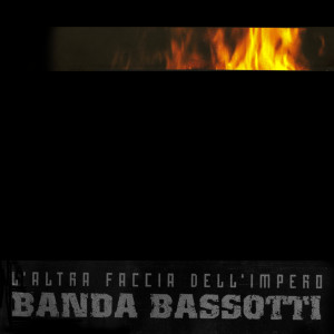 ดาวน์โหลดและฟังเพลง Famiglia Cristiana พร้อมเนื้อเพลงจาก Banda Bassotti