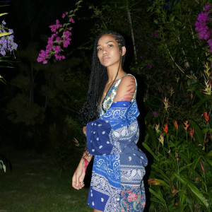 ดาวน์โหลดและฟังเพลง None Of Your Concern พร้อมเนื้อเพลงจาก Jhené Aiko