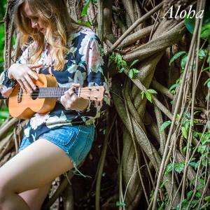 收聽Valerie Larsen的Aloha歌詞歌曲