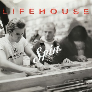 ดาวน์โหลดและฟังเพลง Spin (Acoustic Version) พร้อมเนื้อเพลงจาก Lifehouse