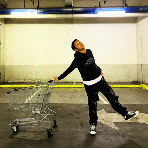 Listen to OTW song with lyrics from Ronnie Villa