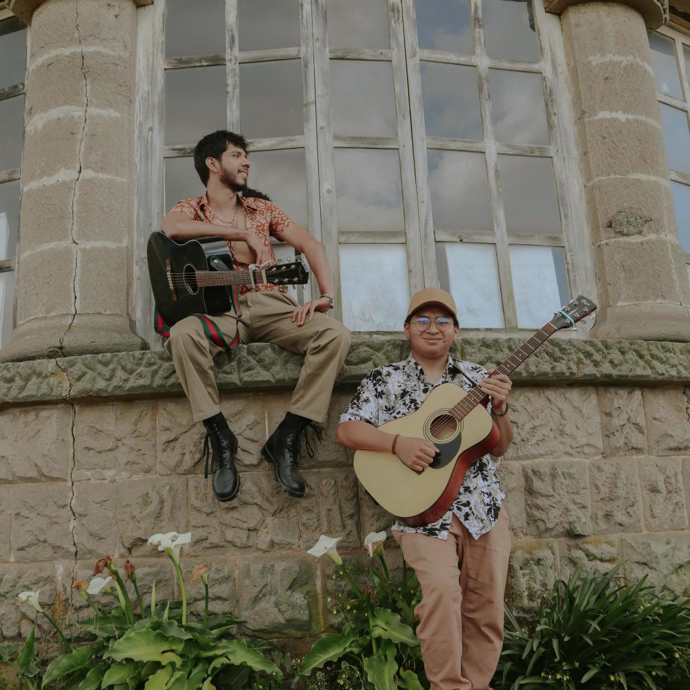Una y Otra vez (acoustic)