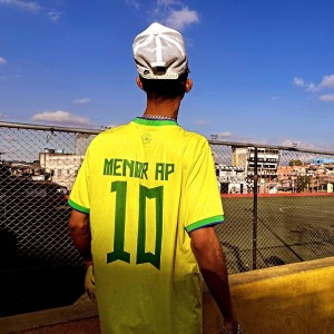 ดาวน์โหลดและฟังเพลง Camisa 10 (Live) พร้อมเนื้อเพลงจาก leandrin mc