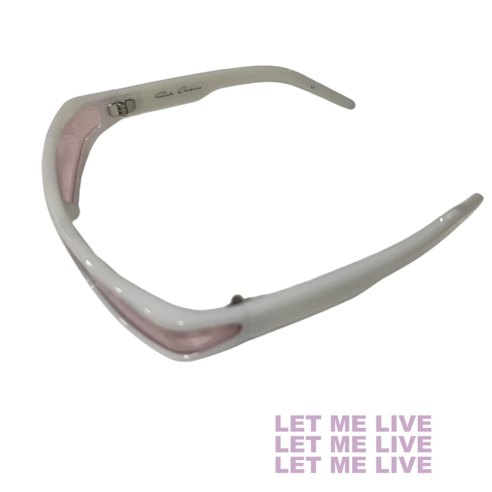 LET ME LIVE (feat. DBE) (Explicit)